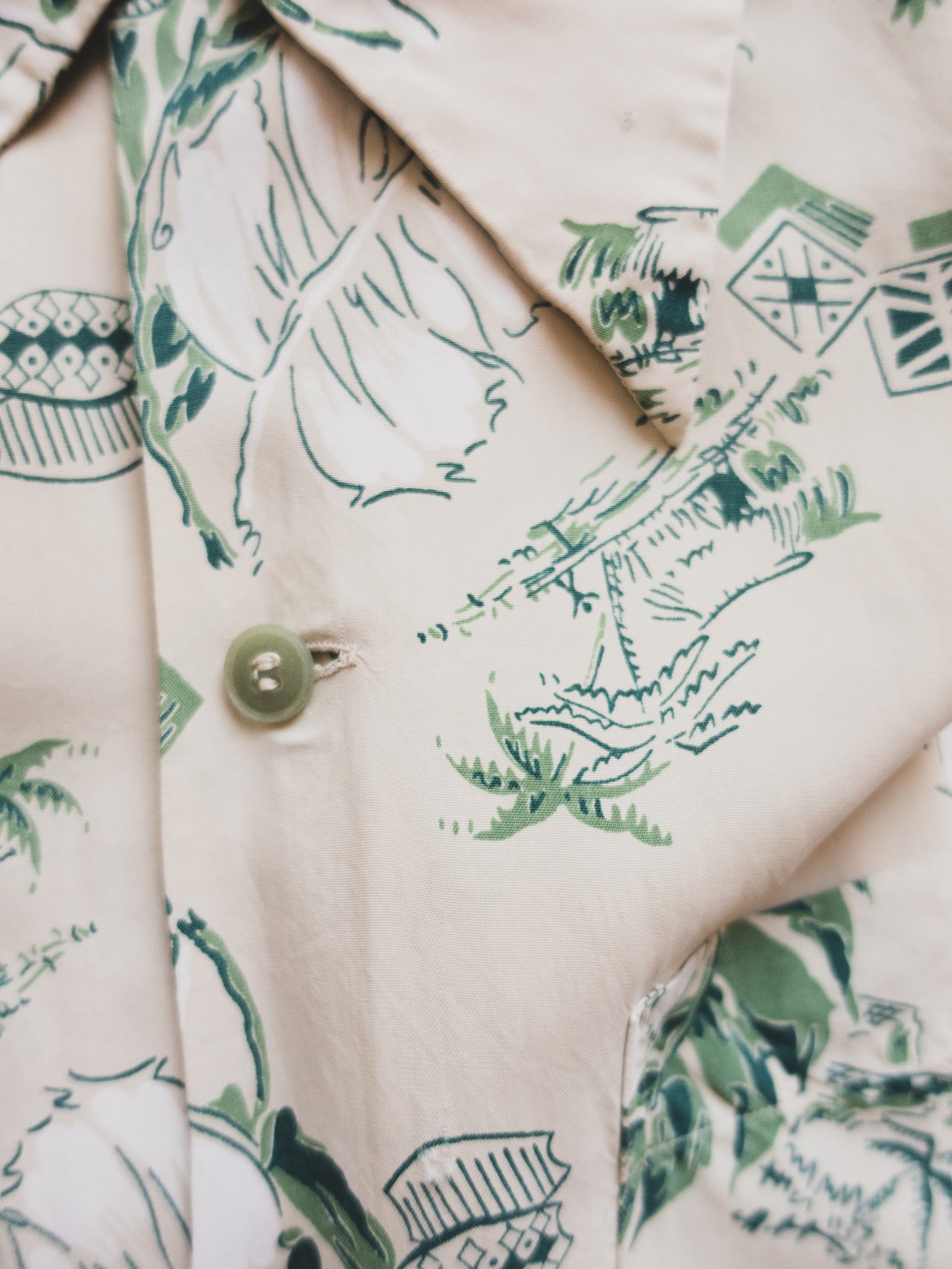 1940's Hawaiian Shirt - M