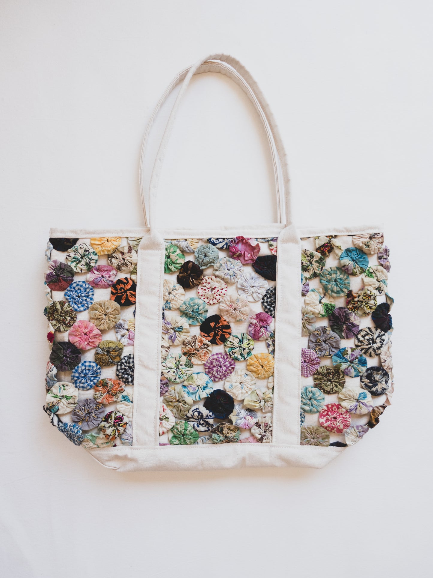 Yo-Yo Quilt Boat Tote 010