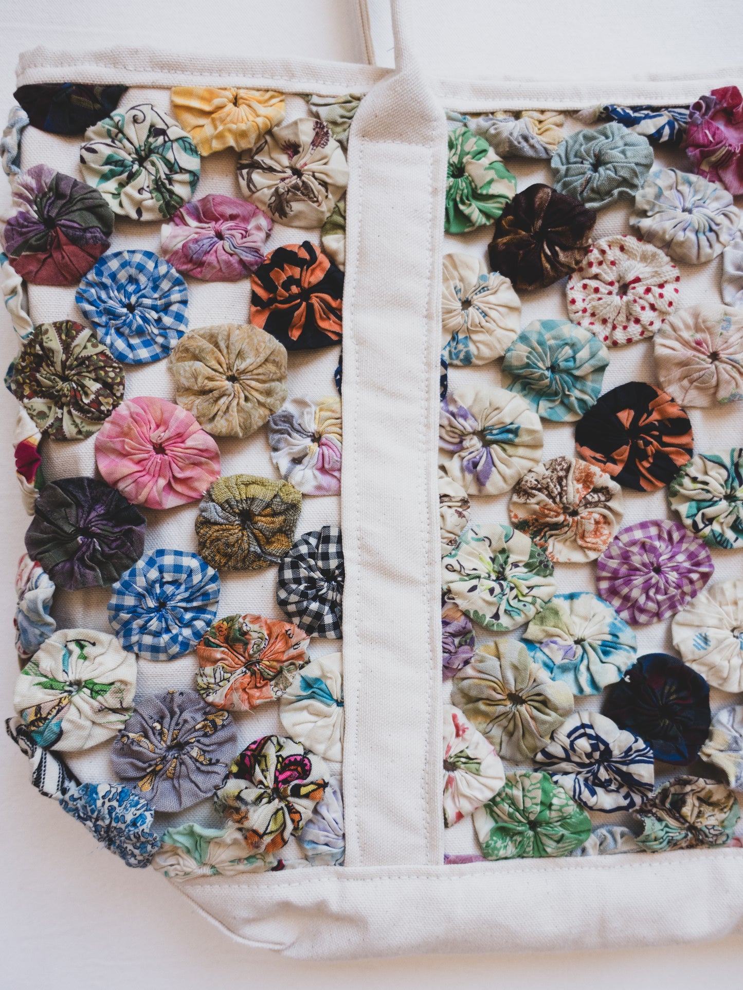 Yo-Yo Quilt Boat Tote 010