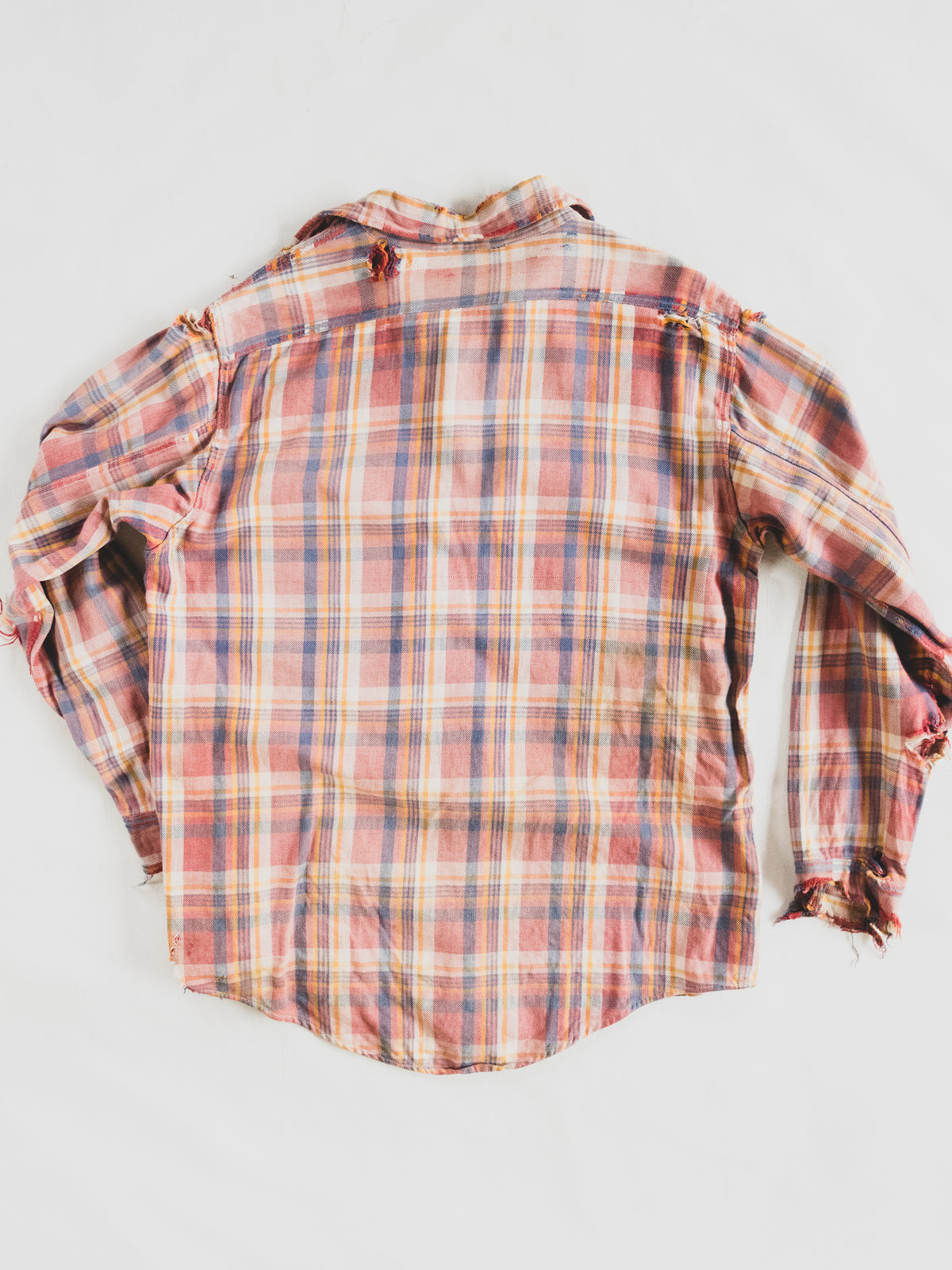 1940's Rare Beautifully Faded Tattered Cotton Flannel - M