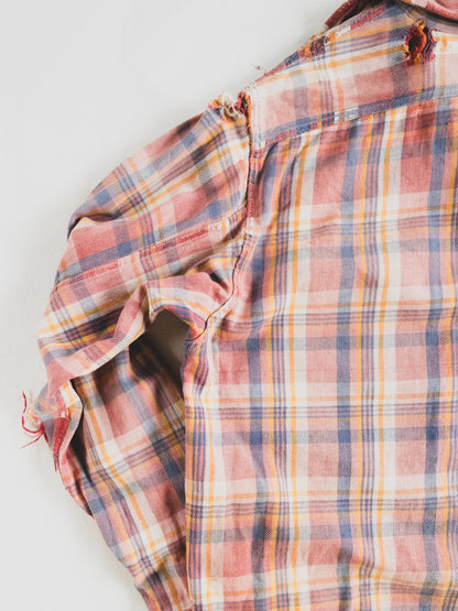 1940's Rare Beautifully Faded Tattered Cotton Flannel - M