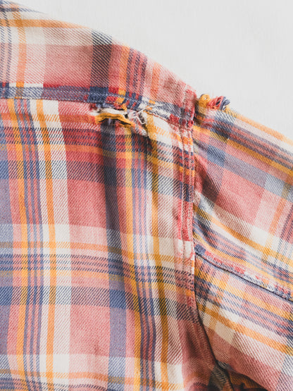 1940's Rare Beautifully Faded Tattered Cotton Flannel - M